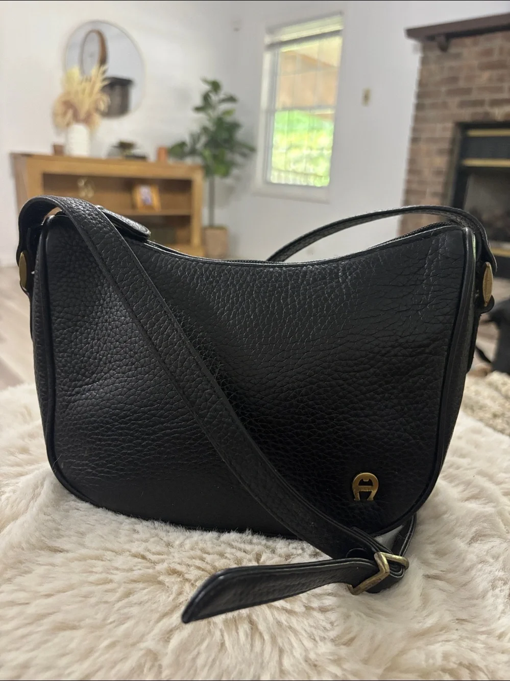 Vtg Etienne Aigner Black Leather Y2K Crossbody Shoulder Bag